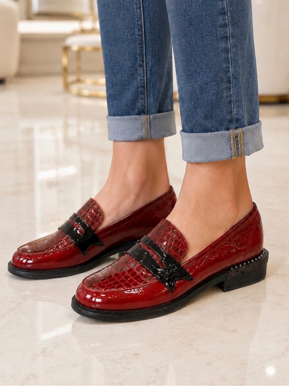 Gorgeous Black and Red Patent Leather Croc-Embossed Loafers❤️9